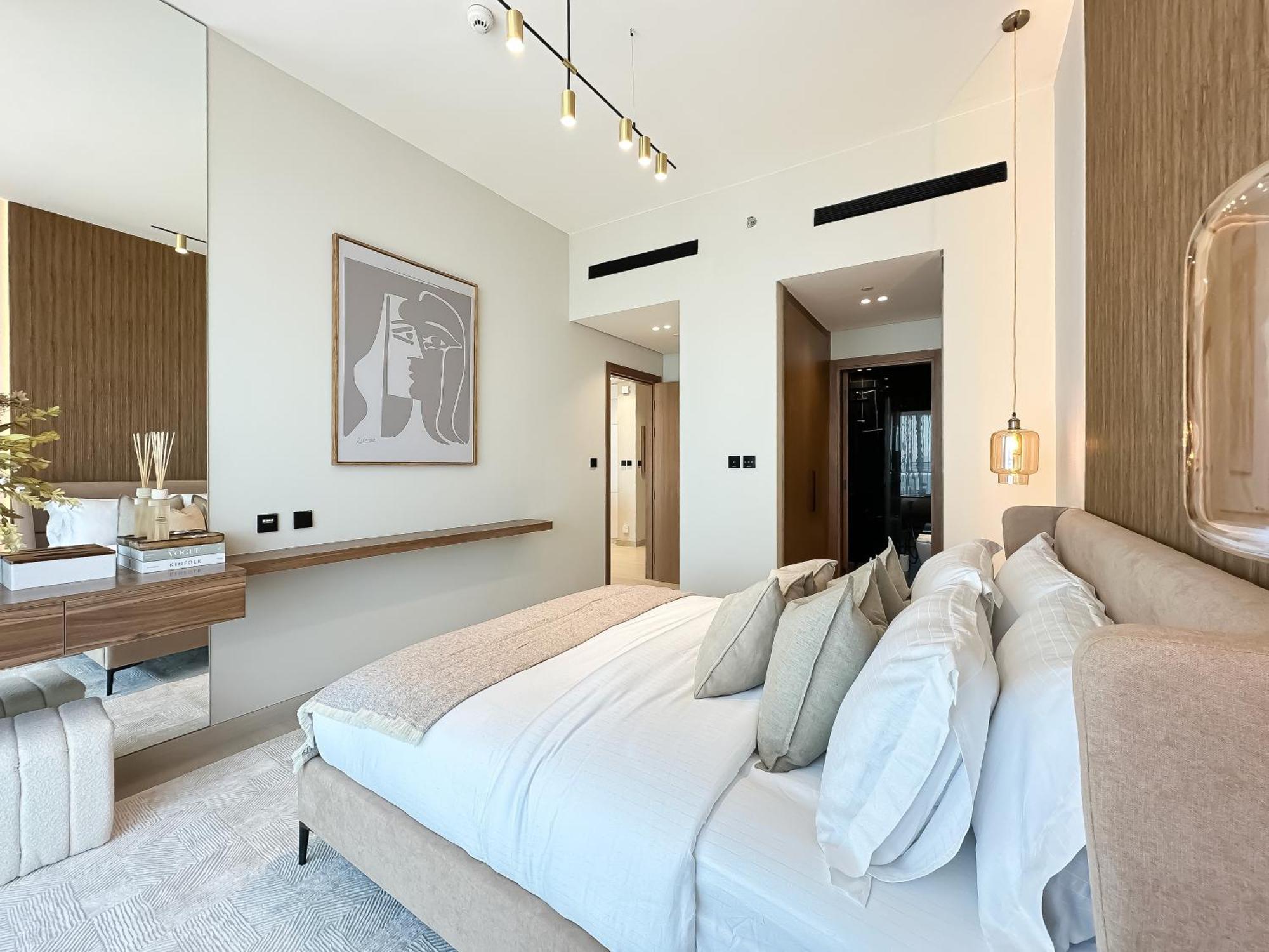 Trophy-cultivate Retreat With Statement Design Apartment