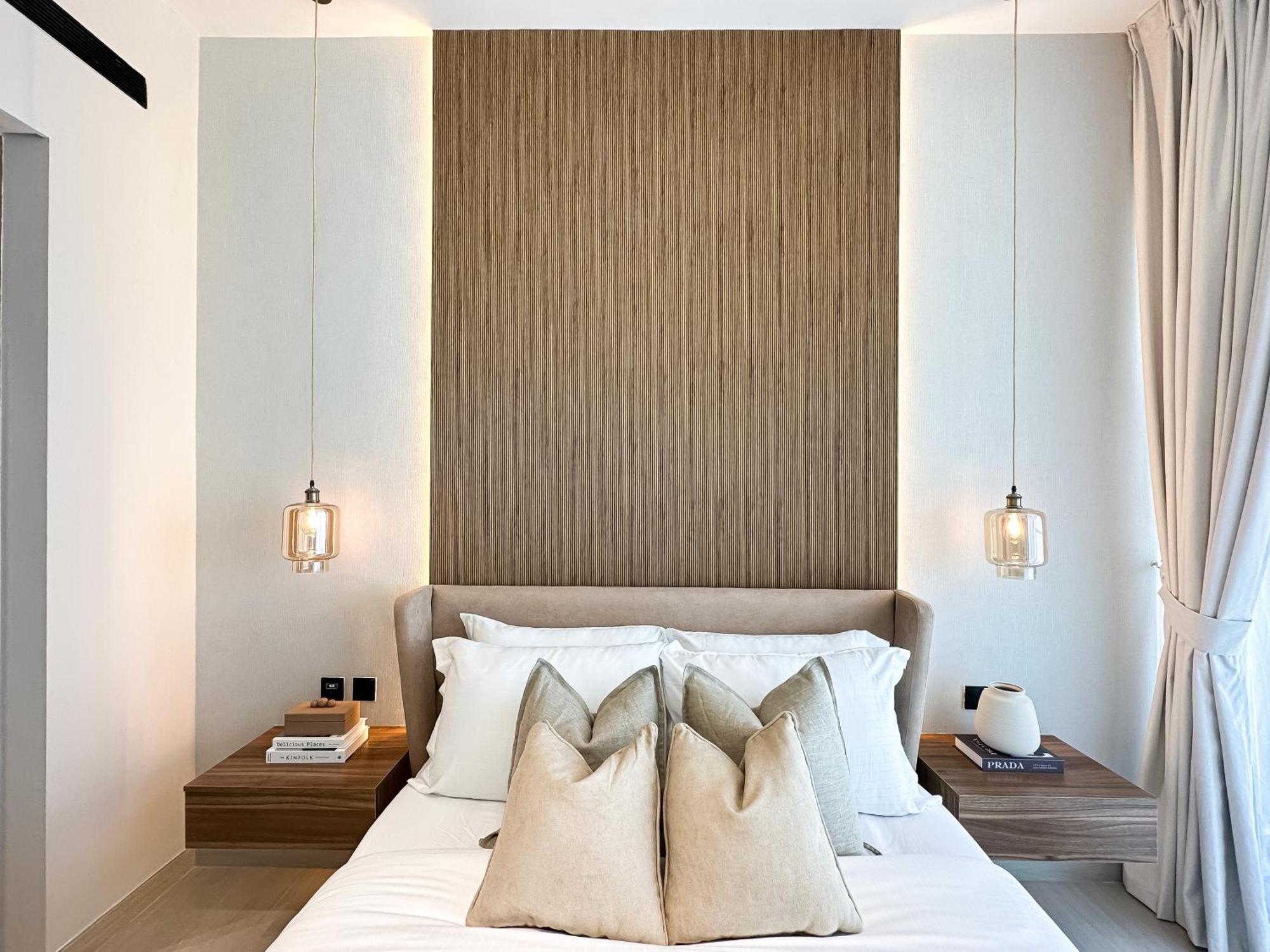 Apartment Trophy-cultivate Retreat With Statement Design