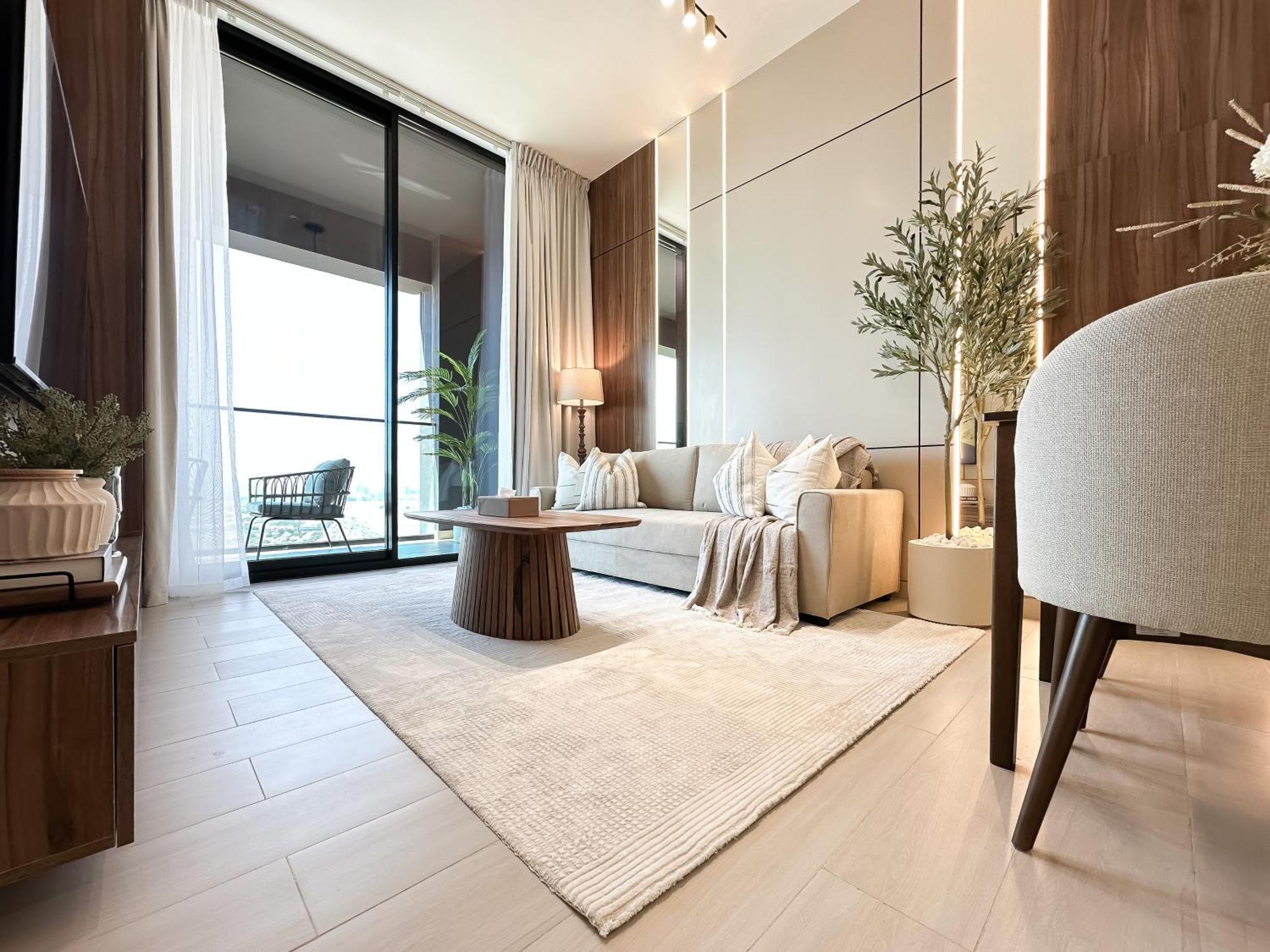 Trophy-cultivate Retreat With Statement Design