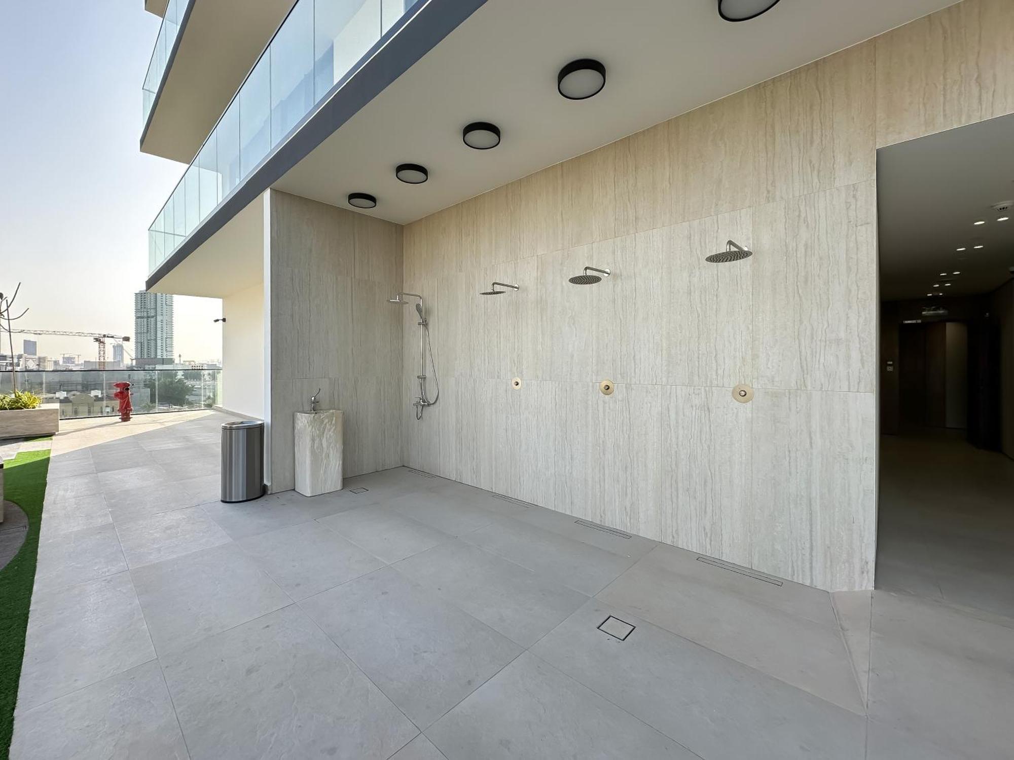 Trophy-cultivate Retreat With Statement Design *