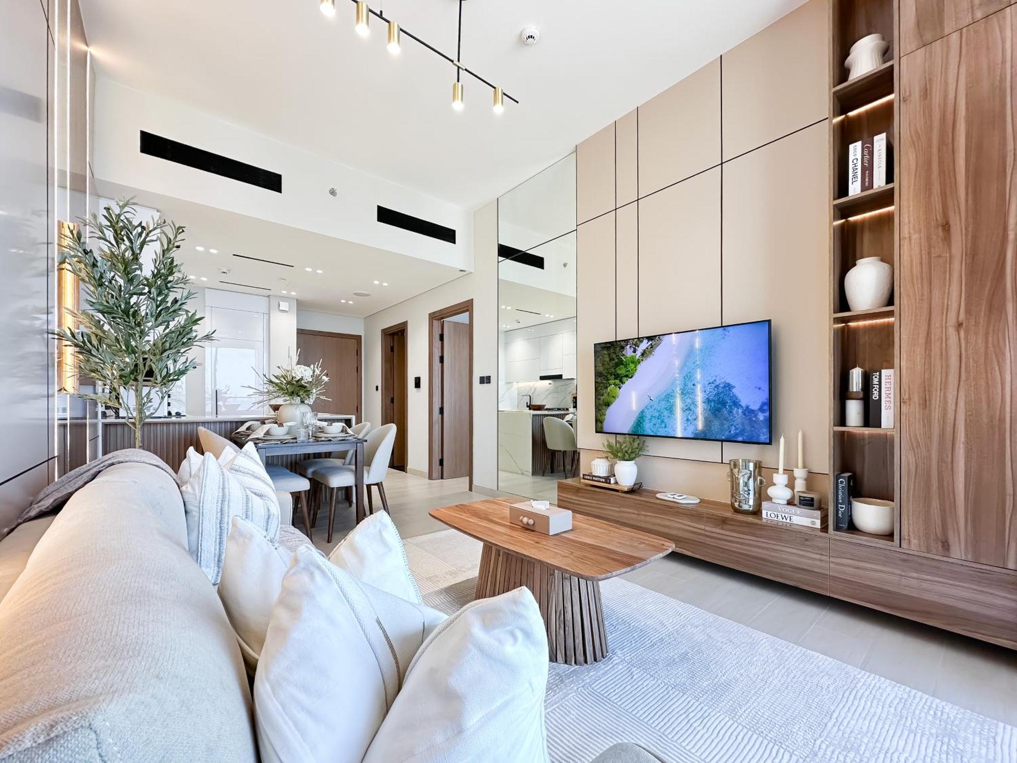 Trophy-cultivate Retreat With Statement Design *